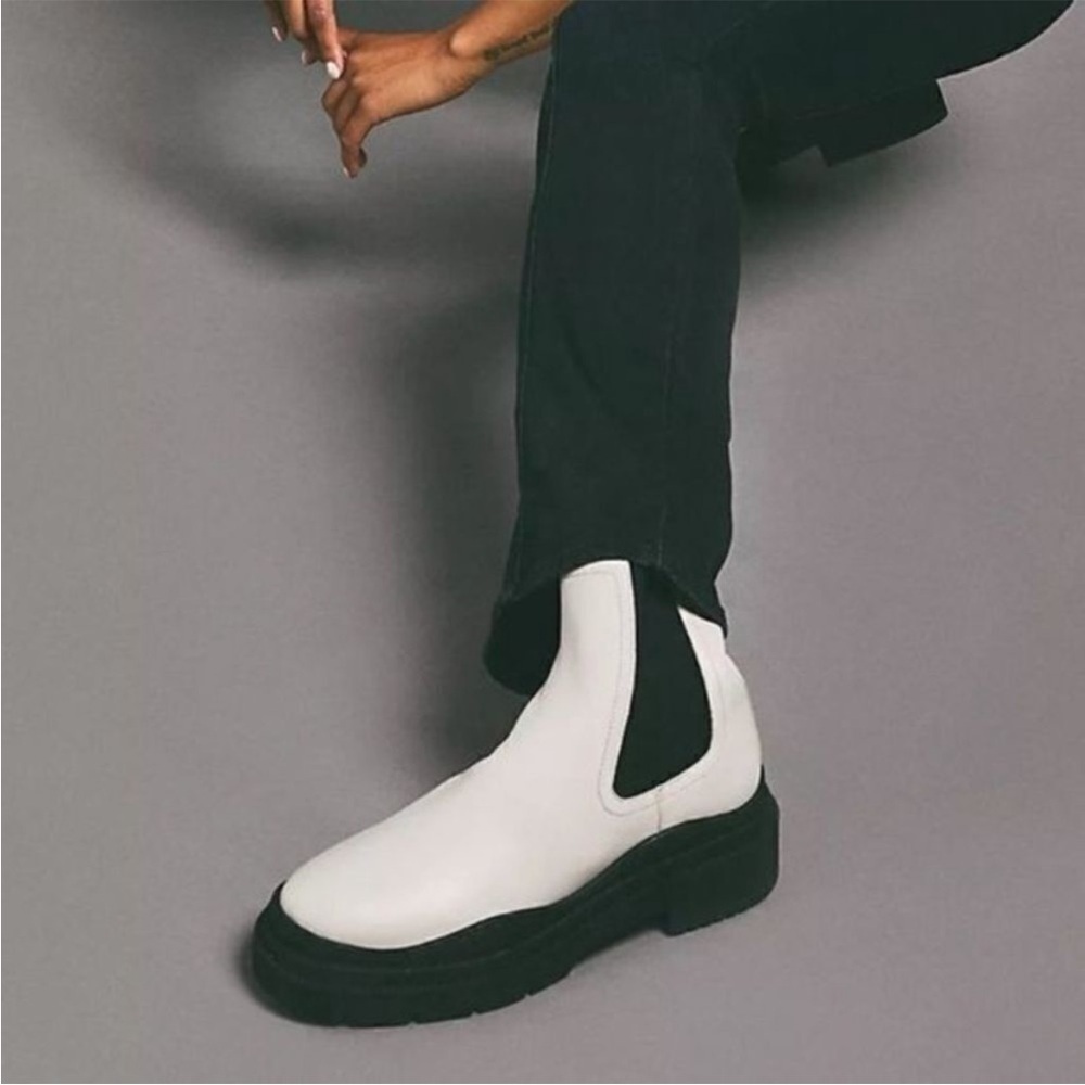 Free People Monroe Cream Chelsea Boots EU 38 US 8